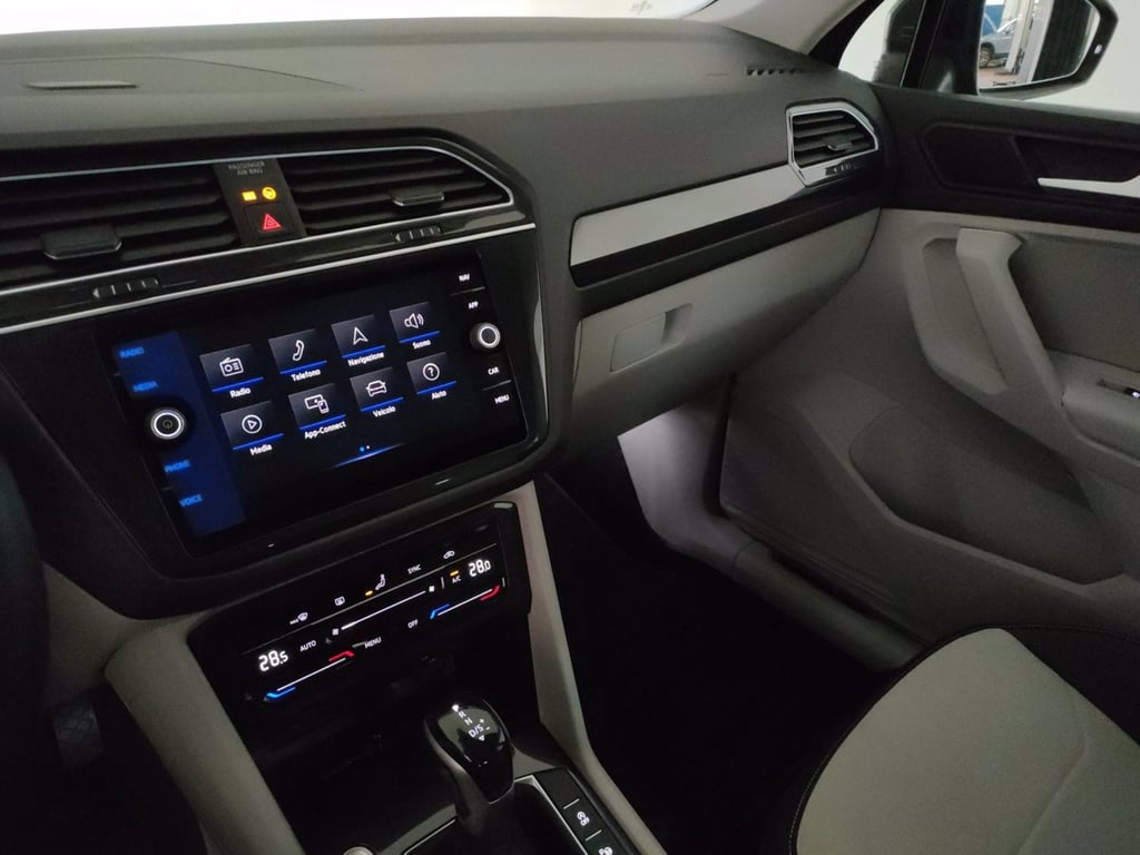 VOLKSWAGEN Tiguan 2.0 tsi elegance 4motion 190cv dsg