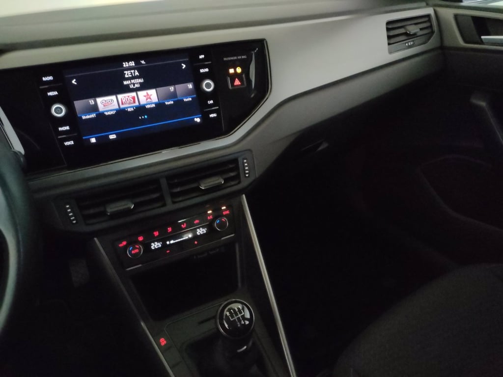VOLKSWAGEN Polo 5p 1.0 tsi comfortline 95cv