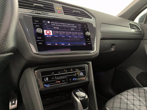 VOLKSWAGEN Tiguan 2.0 tdi r-line 150cv dsg
