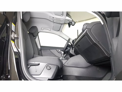 AUDI Q2 30 2.0 tdi business advanced