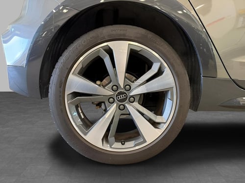 AUDI A1 allstreet 30 1.0 tfsi identity contrast 116cv s tronic