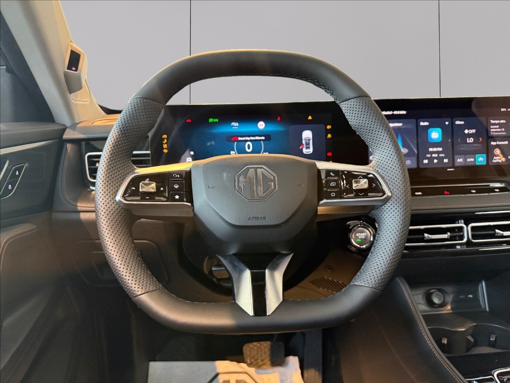 MG HS 1.5 hybrid+ Luxury auto