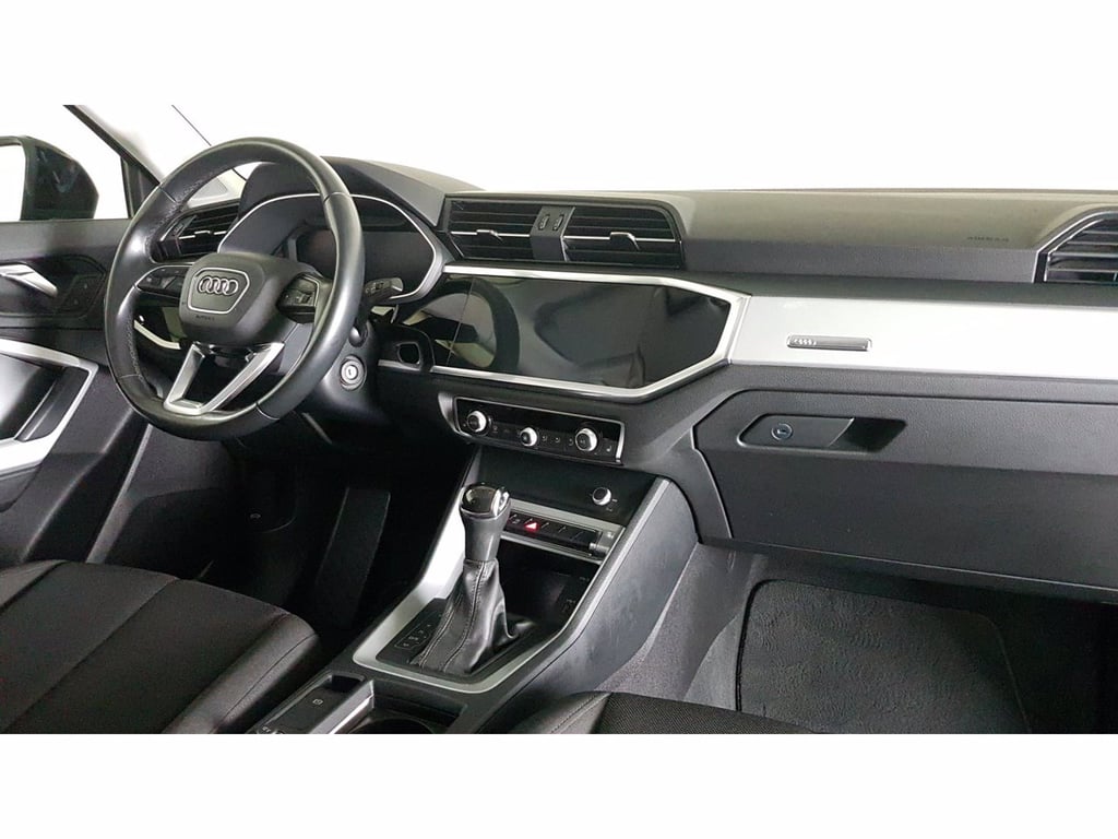 AUDI Q3 35 1.5 tfsi mhev business advanced s-tronic