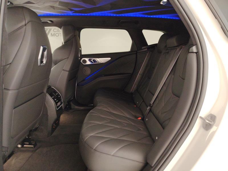 BMW Xm 4.4 phev auto