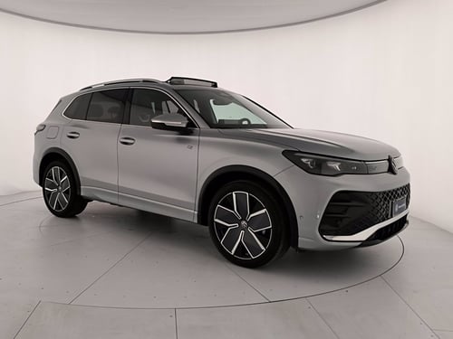 VOLKSWAGEN Tiguan 2.0 tdi r-line plus 150cv dsg