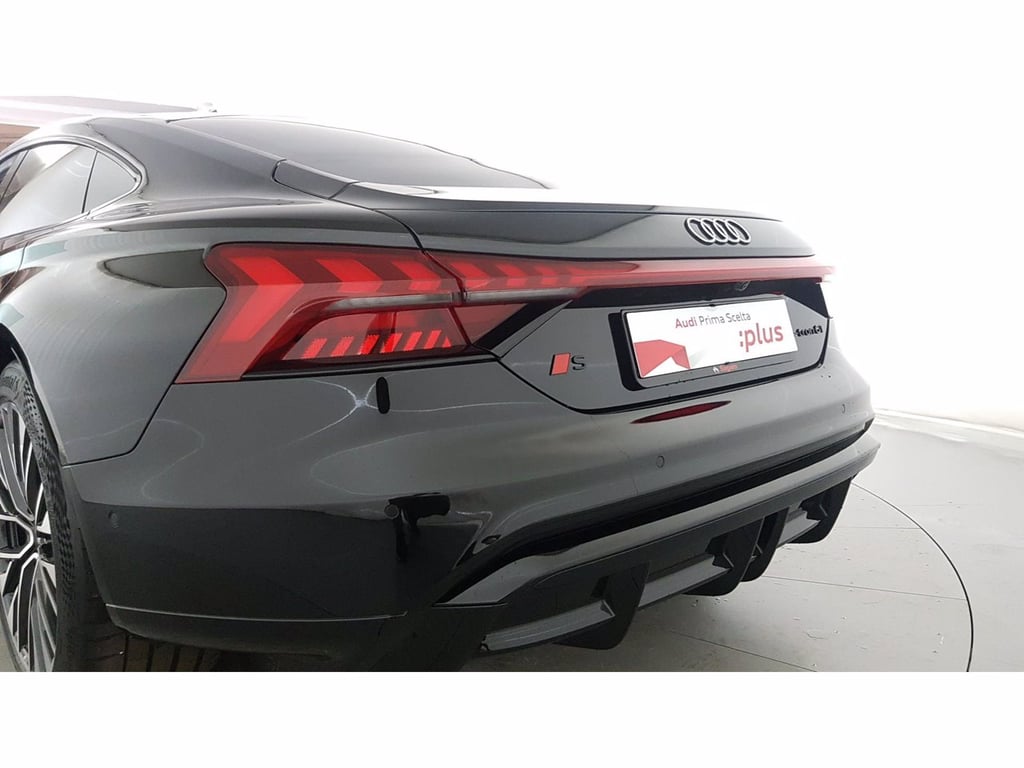 AUDI S e-tron gt quattro
