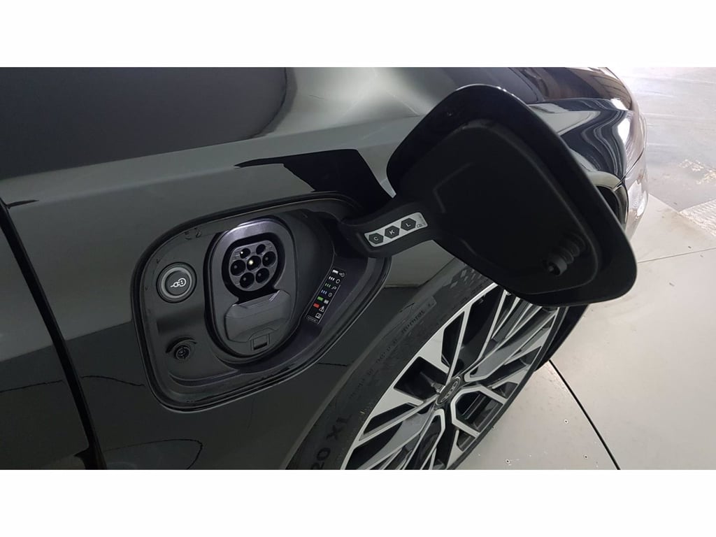 AUDI S e-tron gt quattro