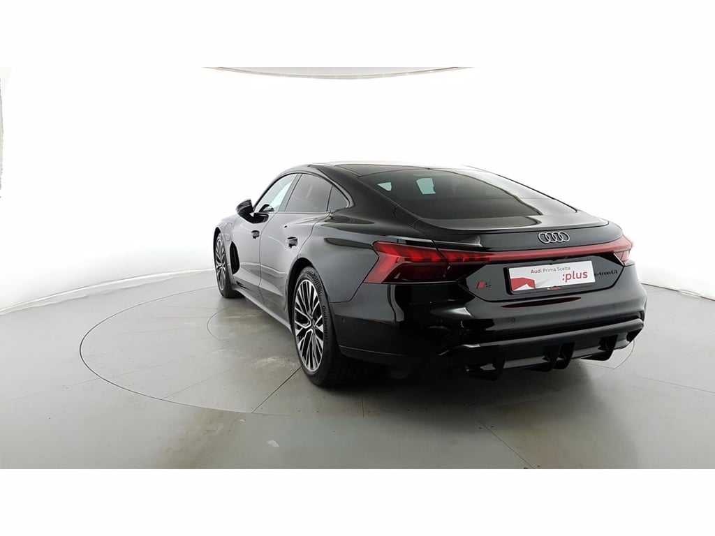 AUDI S e-tron gt quattro