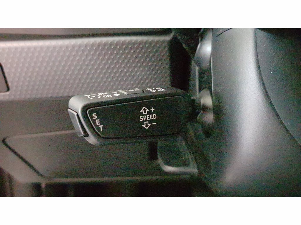 AUDI A1 sportback 30 1.0 tfsi business 116cv s-tronic