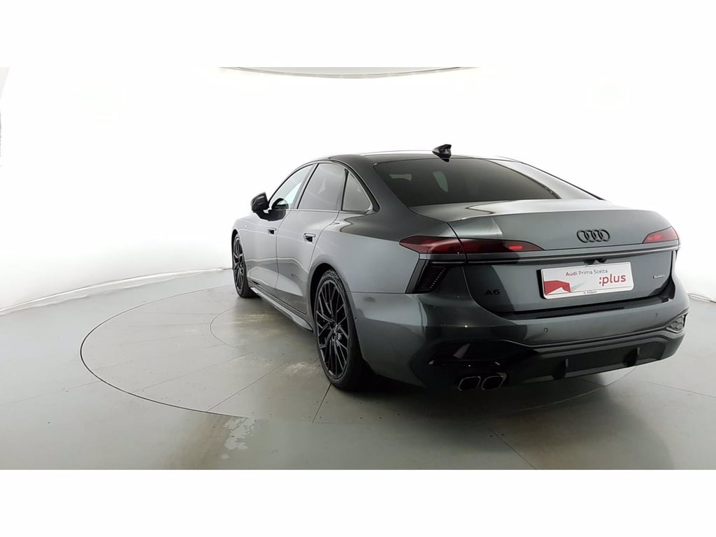 AUDI A6 2.0 tdi mhev + business quattro 204cv s-tronic