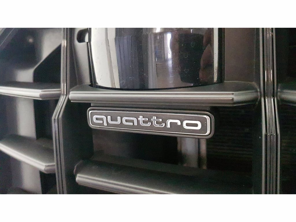 AUDI Q8 55 3.0 tfsi mhev sport quattro tiptronic