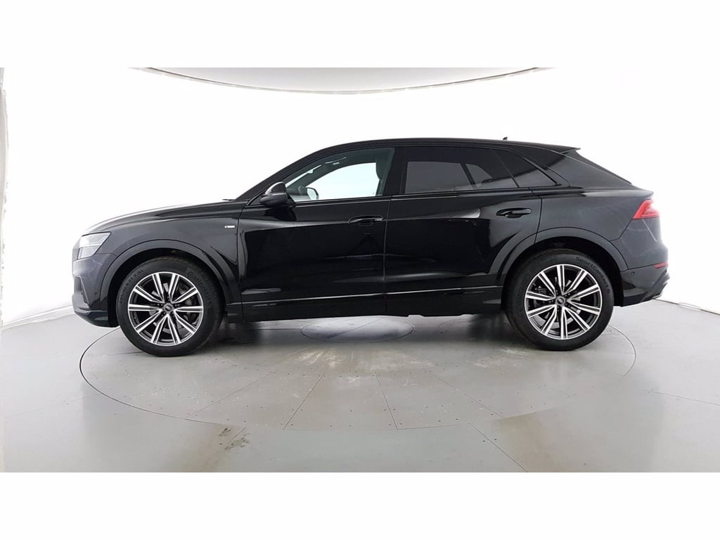 AUDI Q8 55 3.0 tfsi mhev sport quattro tiptronic