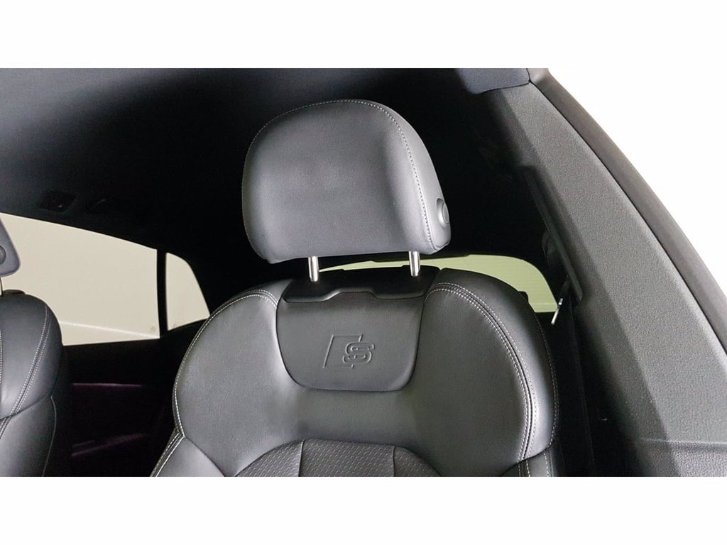 AUDI Q8 55 3.0 tfsi mhev sport quattro tiptronic