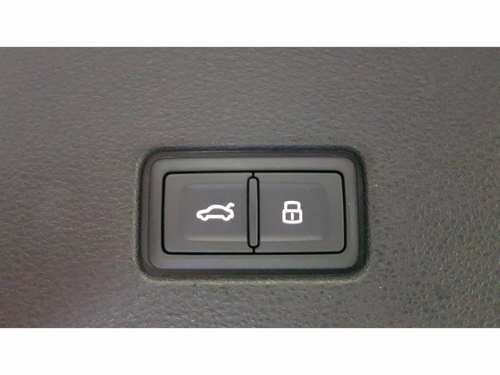 AUDI Q8 55 3.0 tfsi mhev sport quattro tiptronic