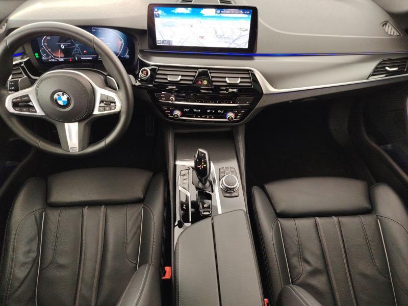 BMW 530d touring mhev 48v xdrive luxury auto