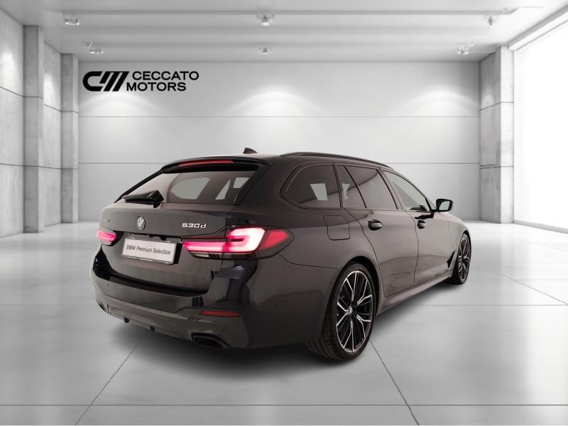 BMW 530d touring mhev 48v xdrive luxury auto