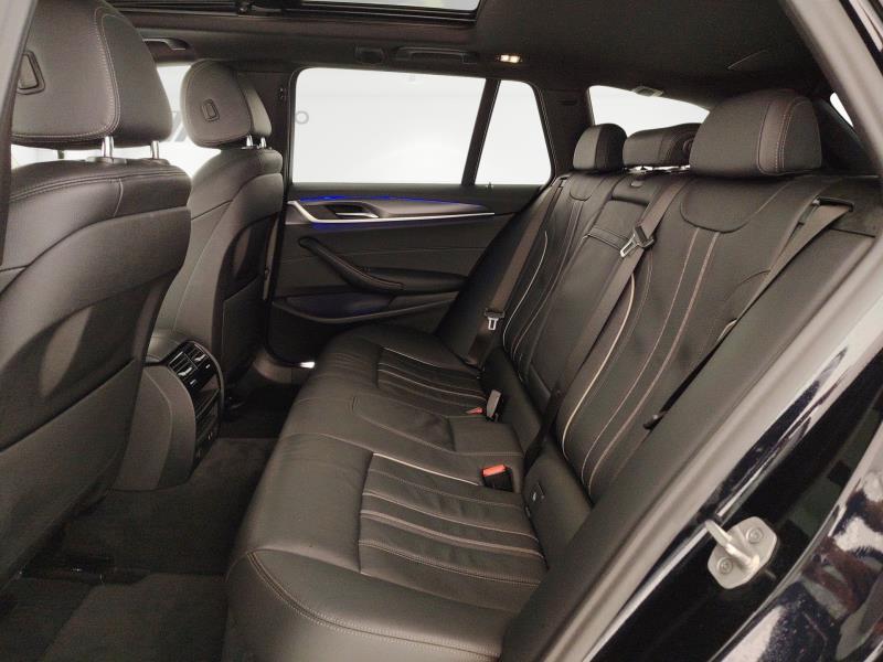 BMW 530d touring mhev 48v xdrive luxury auto