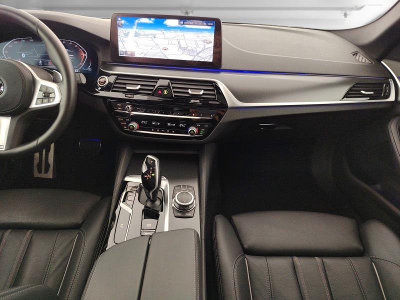 BMW 530d touring mhev 48v xdrive luxury auto