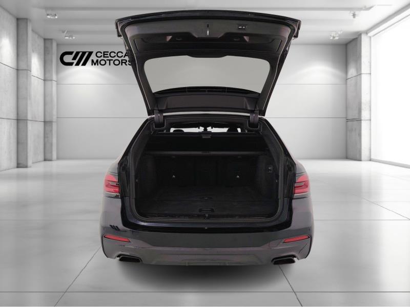 BMW 530d touring mhev 48v xdrive luxury auto