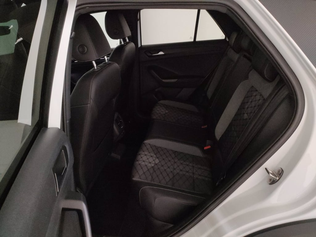 VOLKSWAGEN T-roc 1.5 tsi r-line dsg