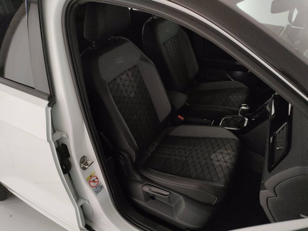 VOLKSWAGEN T-roc 1.5 tsi r-line dsg