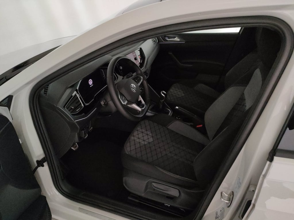 VOLKSWAGEN Taigo 1.0 tsi r-line 110cv