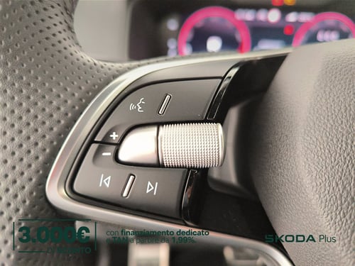 SKODA Karoq 1.5 tsi sportline dsg