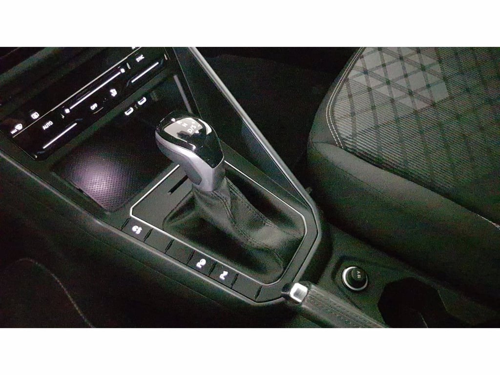 VOLKSWAGEN Taigo 1.0 tsi r-line 110cv dsg