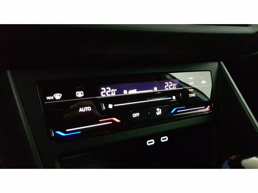VOLKSWAGEN Taigo 1.0 tsi r-line 110cv dsg