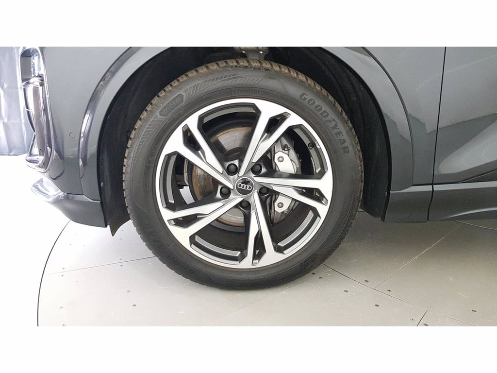 AUDI Q6 e-tron s line edition quattro 387cv