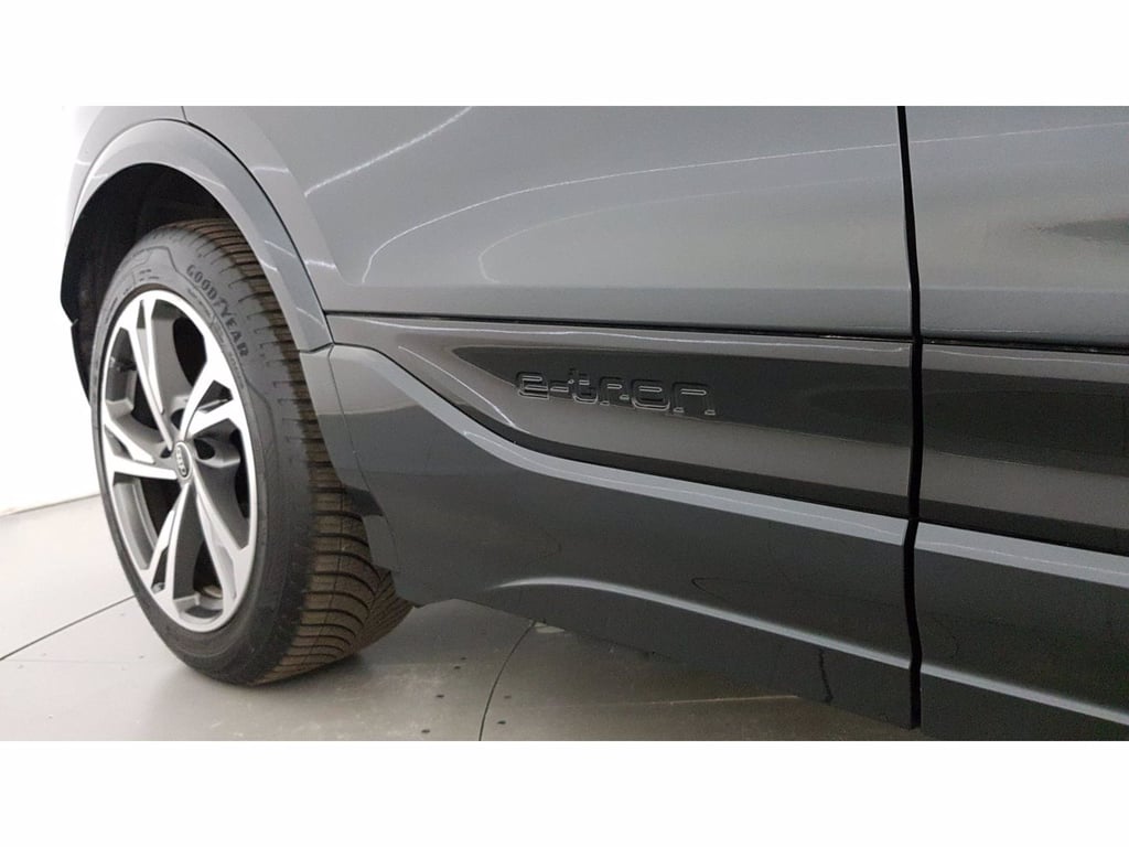 AUDI Q6 e-tron s line edition quattro 387cv