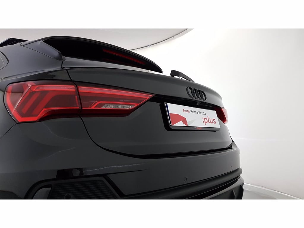 AUDI Q3 sportback 35 1.5 tfsi s line edition s-tronic