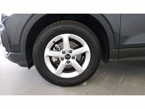 AUDI Q2 30 2.0 tdi business s-tronic
