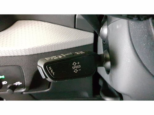 AUDI Q2 30 2.0 tdi business s-tronic