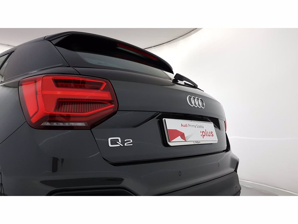 AUDI Q2 30 2.0 tdi business s-tronic