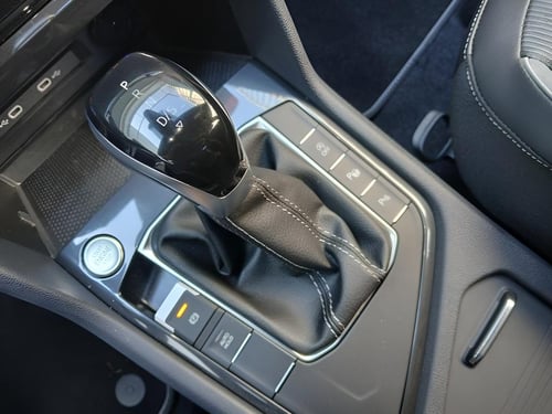VOLKSWAGEN Tiguan 2.0 tdi r-line 150cv dsg