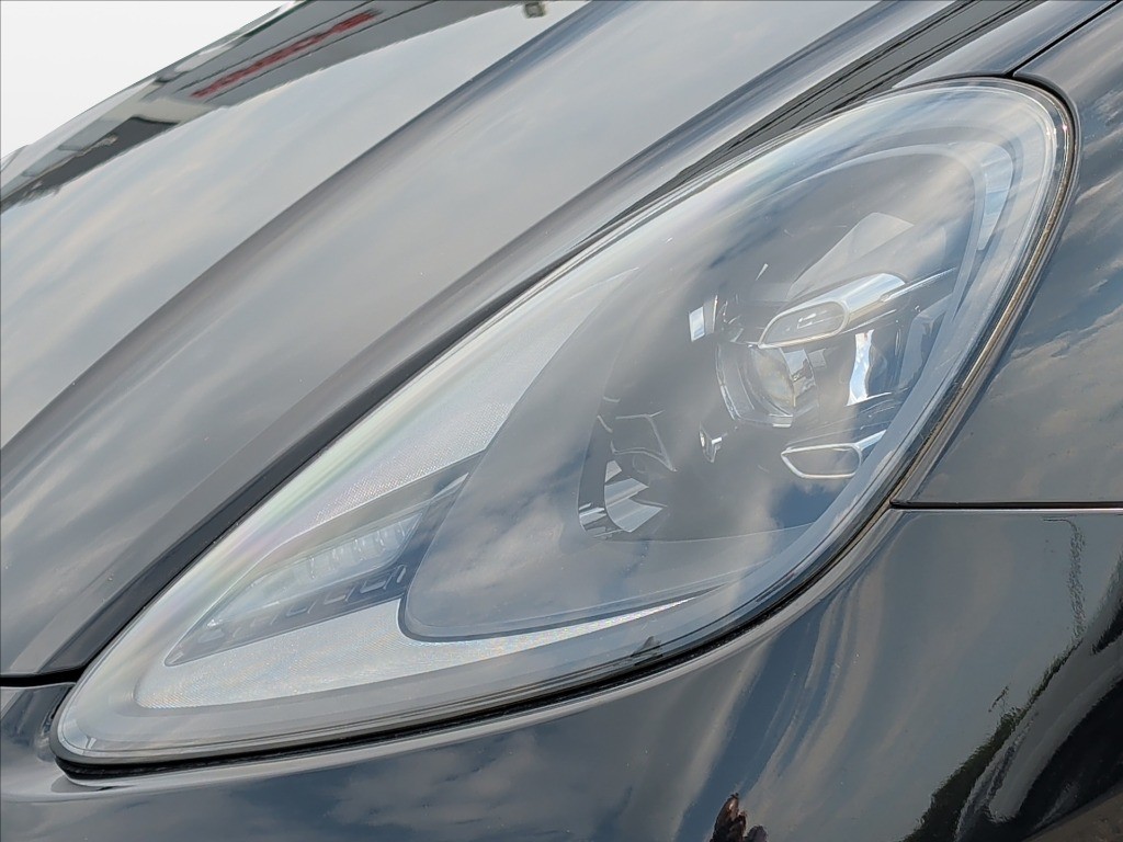 PORSCHE Cayenne Coupe 3.0 e-hybrid Platinum Edition tiptronic