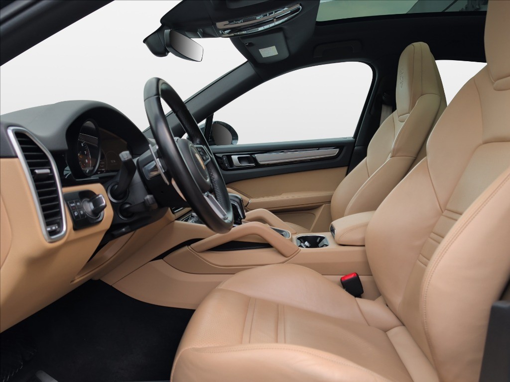 PORSCHE Cayenne Coupe 3.0 e-hybrid Platinum Edition tiptronic