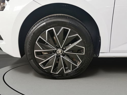 SKODA Kamiq 1.0 tsi black dots 95cv