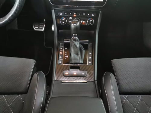 SKODA Superb wagon iv 1.4 tsi phev sportline dsg