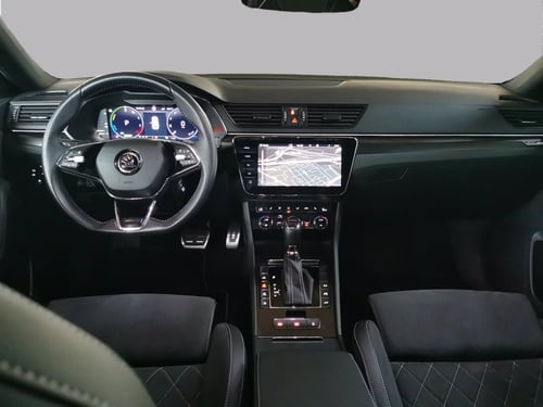 SKODA Superb wagon iv 1.4 tsi phev sportline dsg
