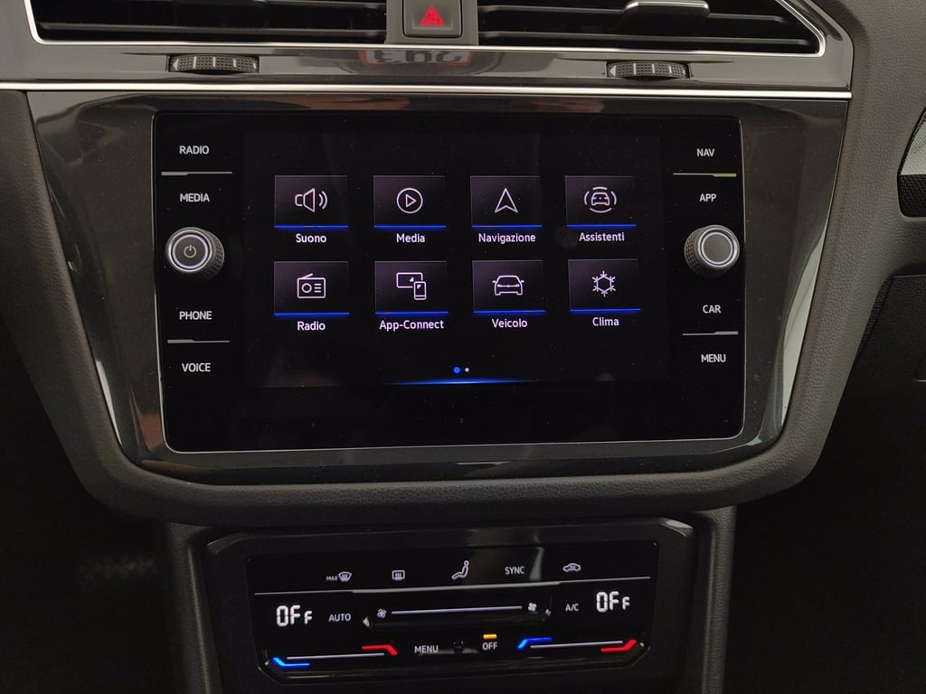 VOLKSWAGEN Tiguan 1.5 tsi elegance 150cv dsg