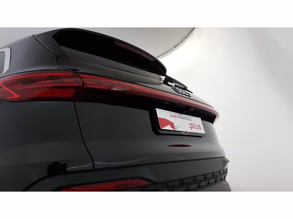 AUDI Q5 2.0 tfsi mhev+ business 204cv s-tronic