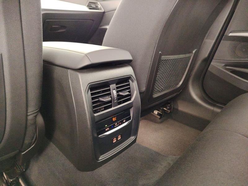 BMW 320d mhev 48v auto