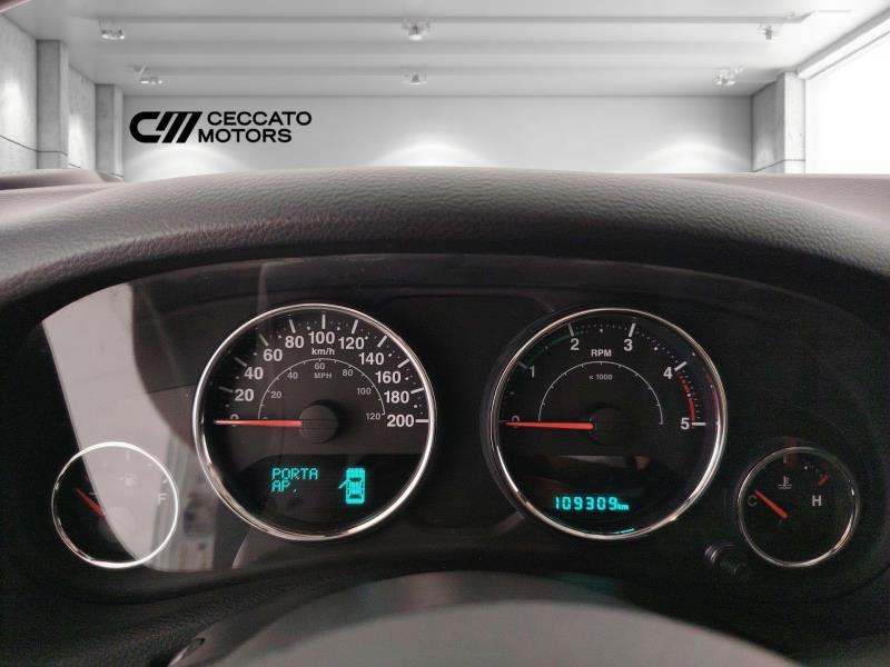 JEEP Wrangler unlimited 2.8 crd sahara auto e6
