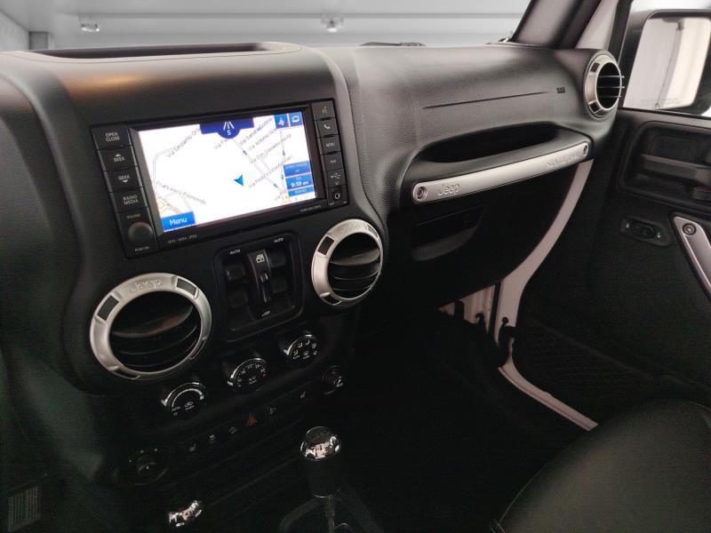 JEEP Wrangler unlimited 2.8 crd sahara auto e6