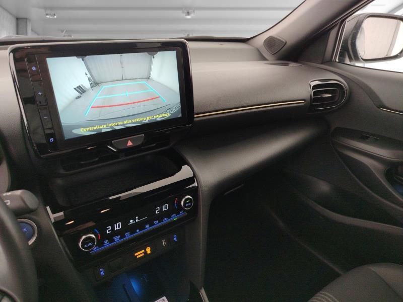 TOYOTA Yaris cross 1.5h adventure fwd 116cv e-cvt