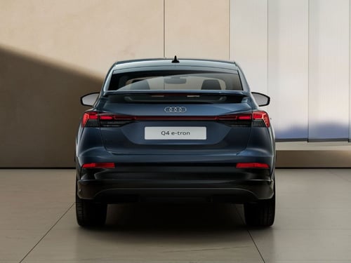 AUDI Q4 sportback e-tron business 204cv