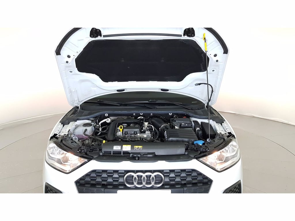 AUDI A1 sportback 30 1.0 tfsi admired 110cv