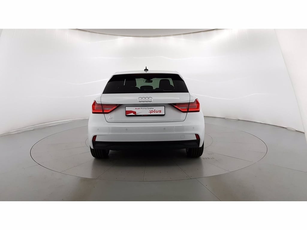 AUDI A1 sportback 30 1.0 tfsi admired 110cv
